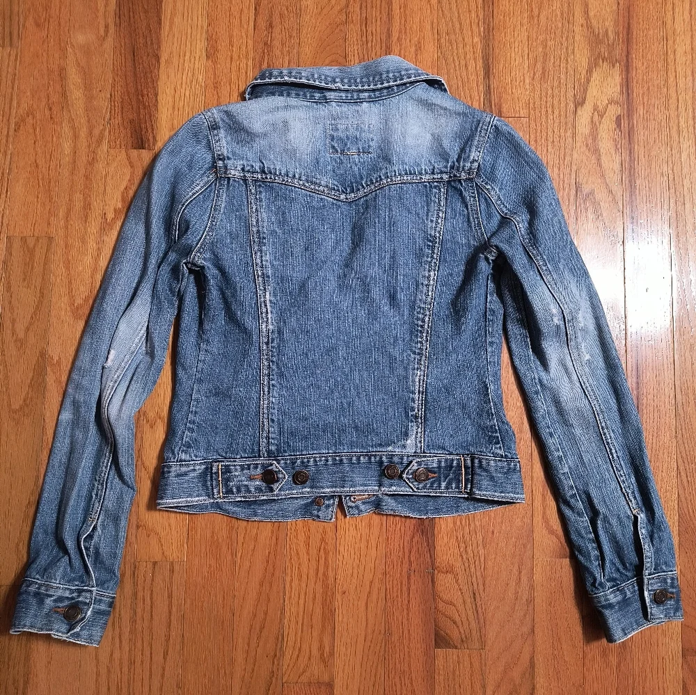 Abercrombie Vintage distressed blue jean denim jacket, size junior large - Picture 8 of 10